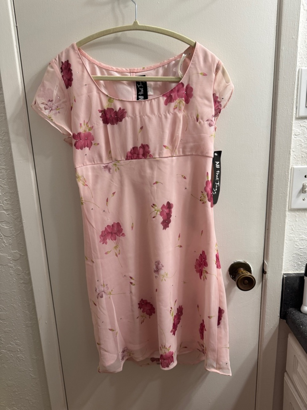 All that Jazz Pink Floral Cap-Sleeve Mini Dress